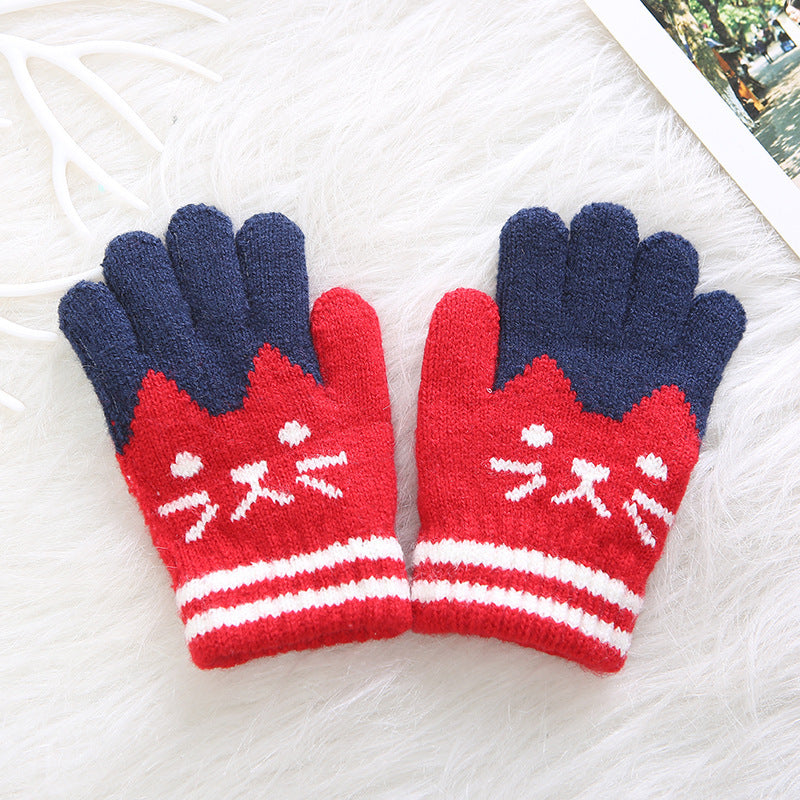 Children's gloves with cat pattern