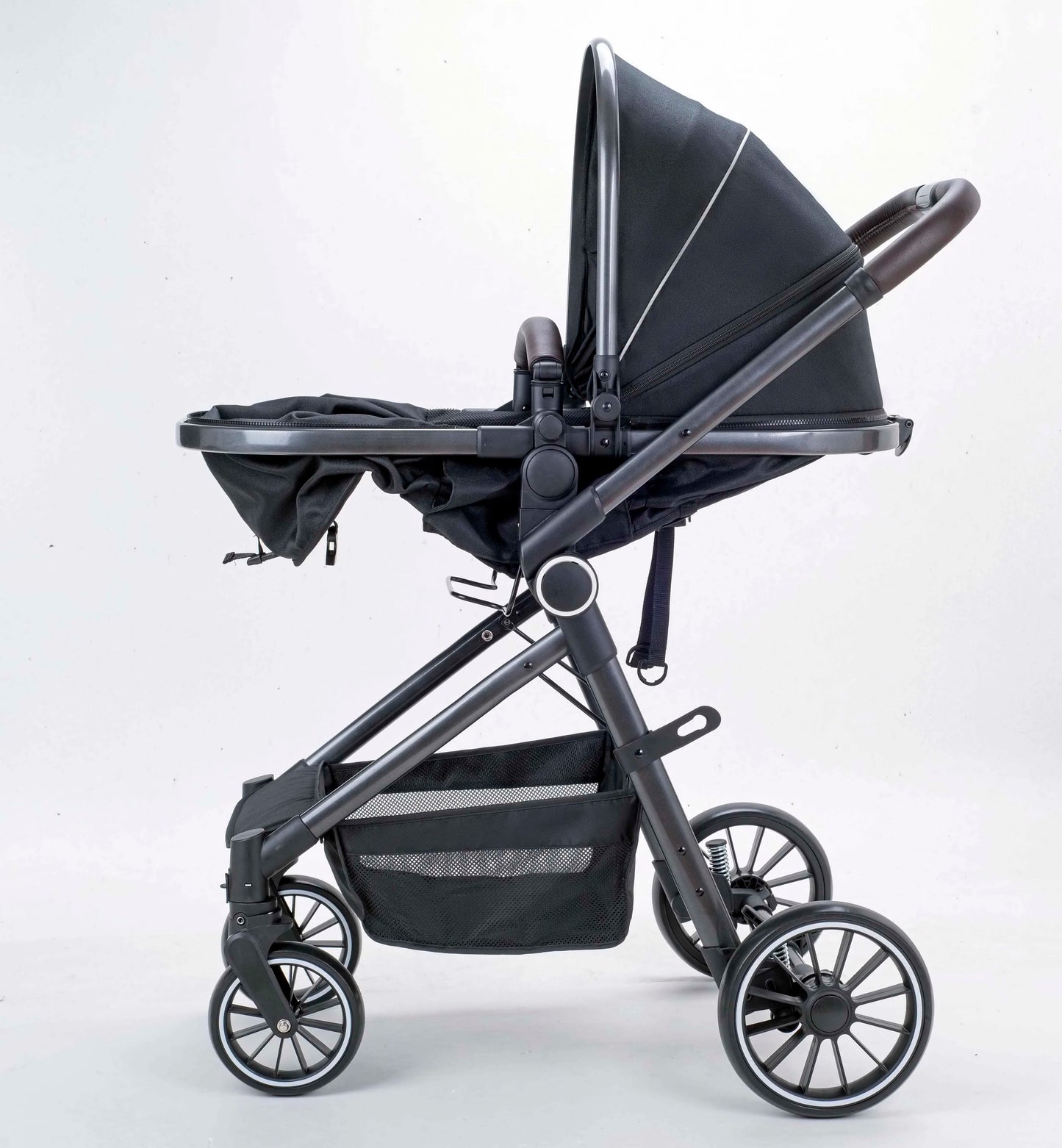 Adjustable baby stroller