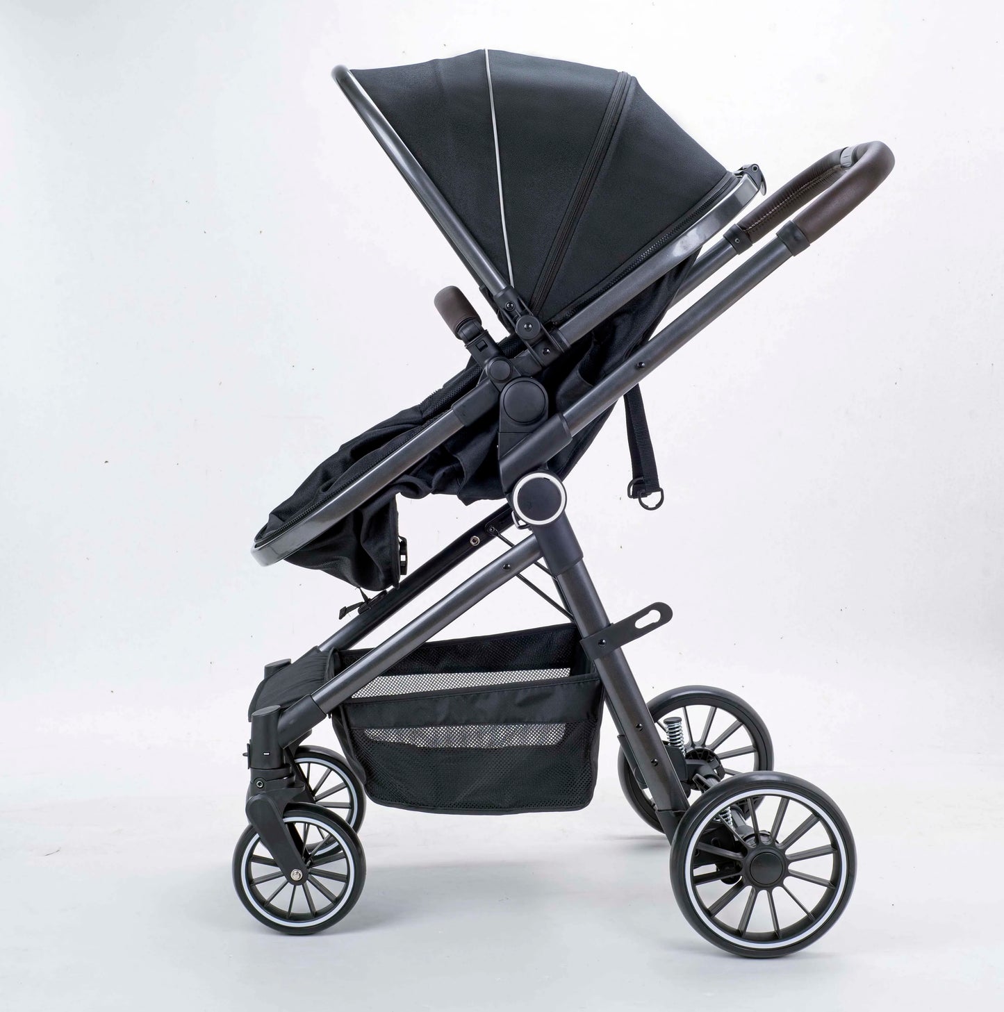 Adjustable baby stroller